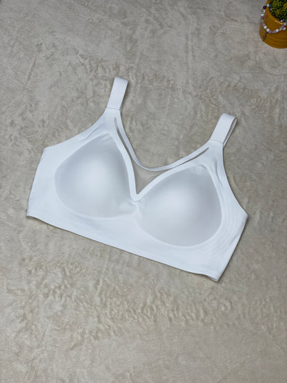 Sutien fără carcasă și fără cusături